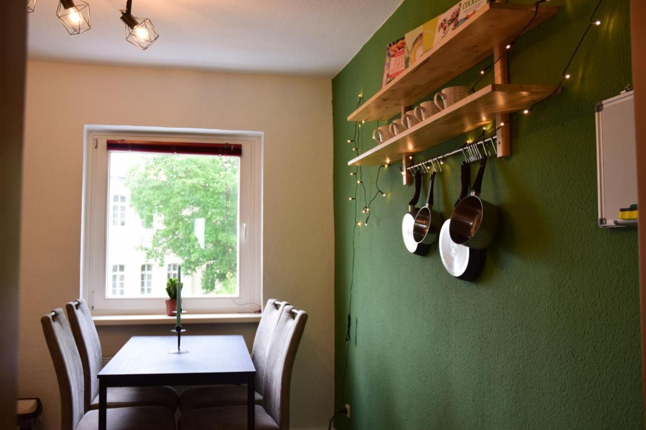 Haus Mit 3 Apartments Im Zentrum Von Росток Екстериор снимка