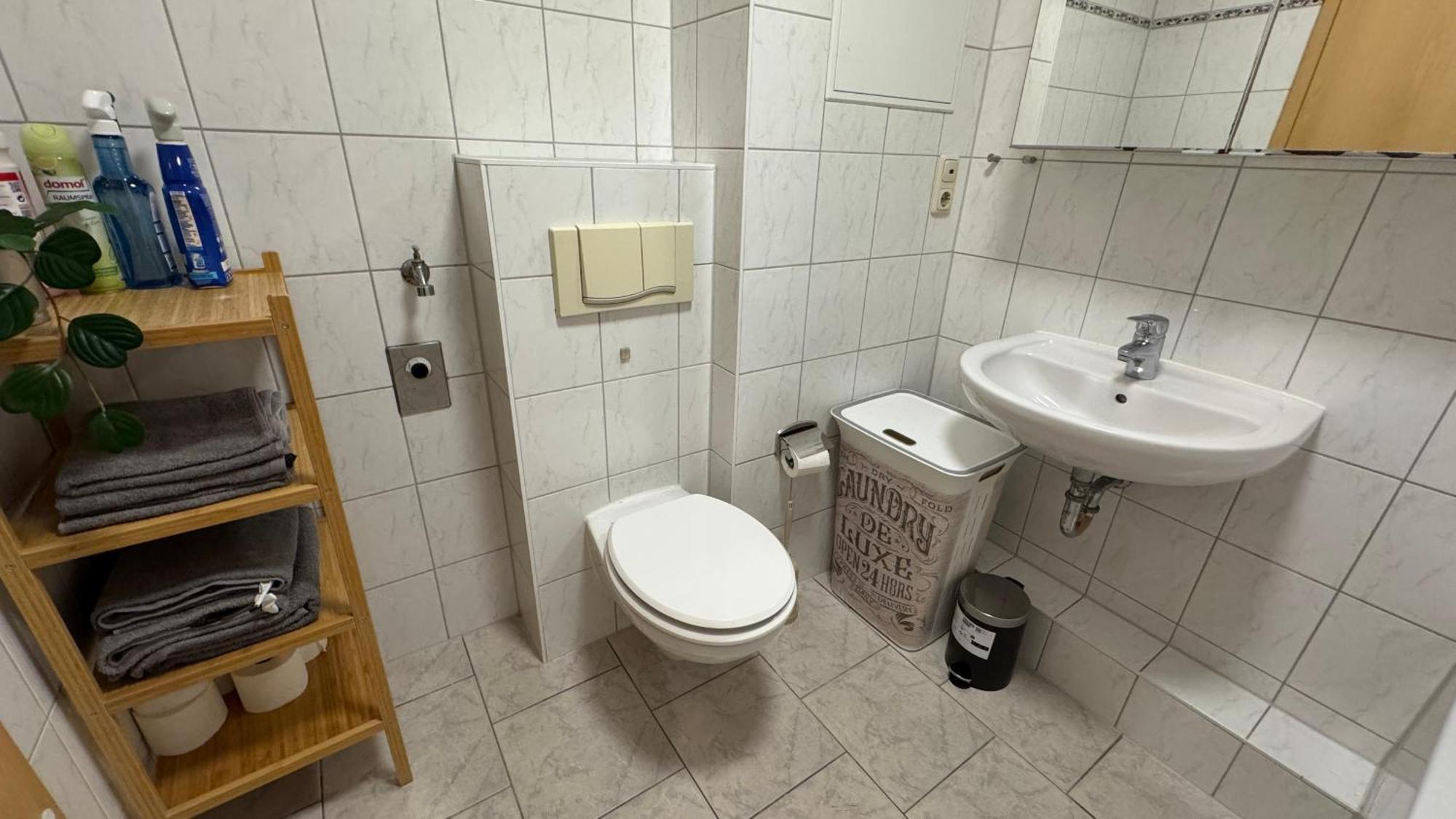 Haus Mit 3 Apartments Im Zentrum Von Росток Екстериор снимка